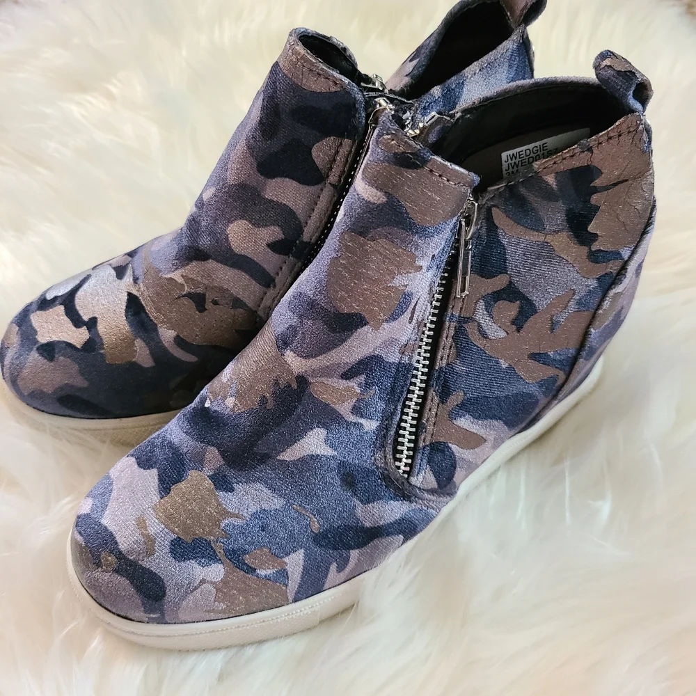 Steve Madden JWedgie Metallic Camo Shoes 3M